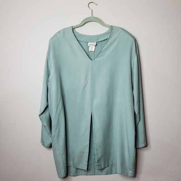 GO SILK Long Sleeve Seafoam Mint green long sleeve - Picture 5 of 9